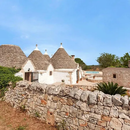 Дом отдыха Trulli Bellavista Pool Cocolicchio